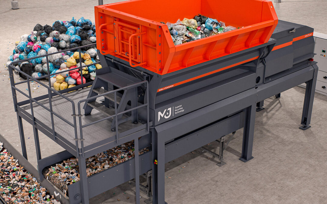 M&J P2000e electric pre-shredder